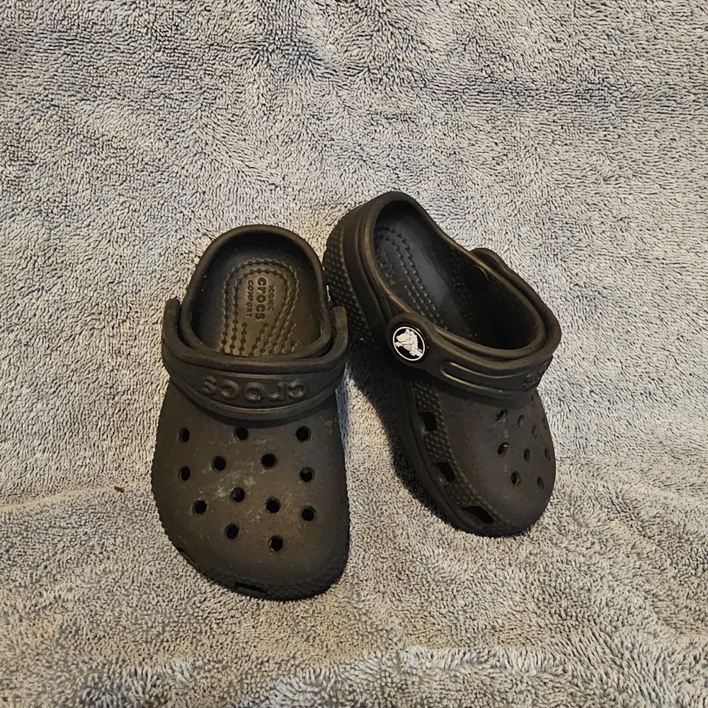 Crocs Kids Classic Clog Black Slip On Water Shoes Size C6